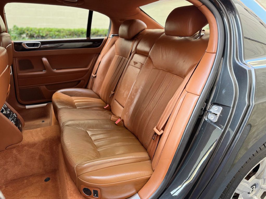 2006 Bentley Continental Image 30