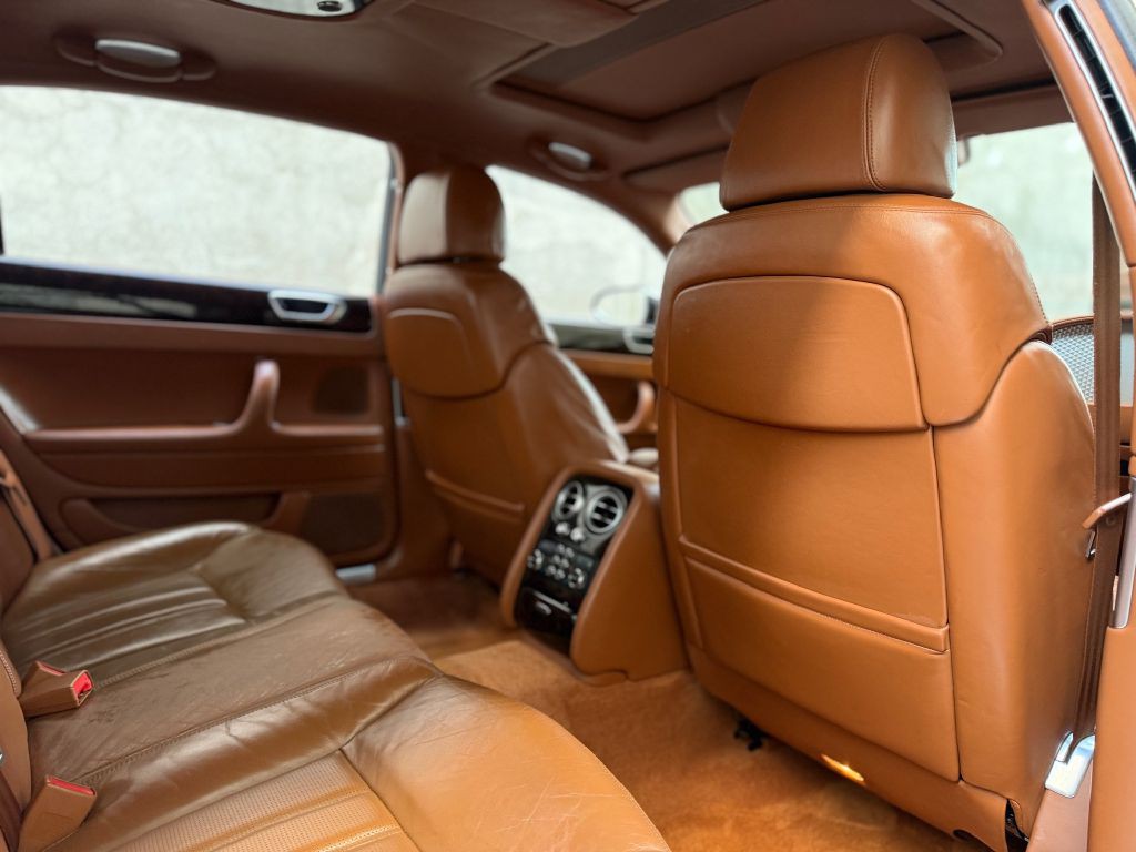 2006 Bentley Continental Image 32