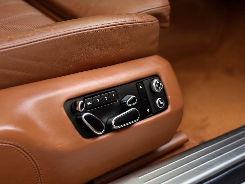 2006 Bentley Continental Image 35