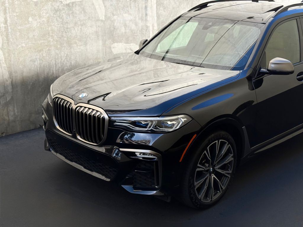 2022 BMW X7 Image 14