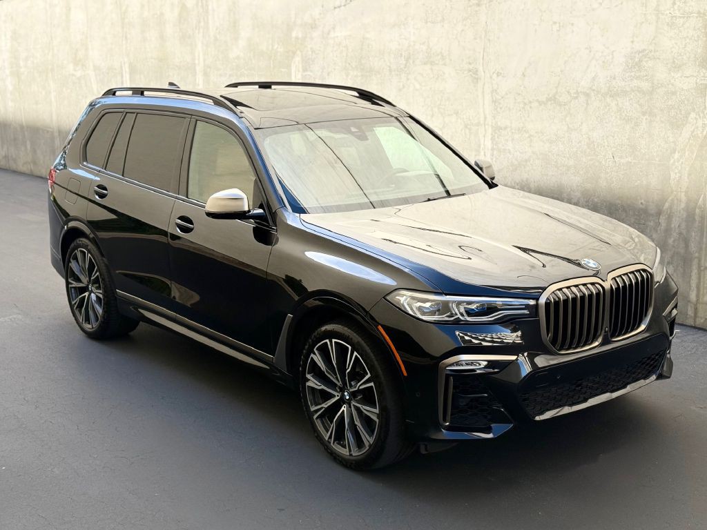 2022 BMW X7 Image 28