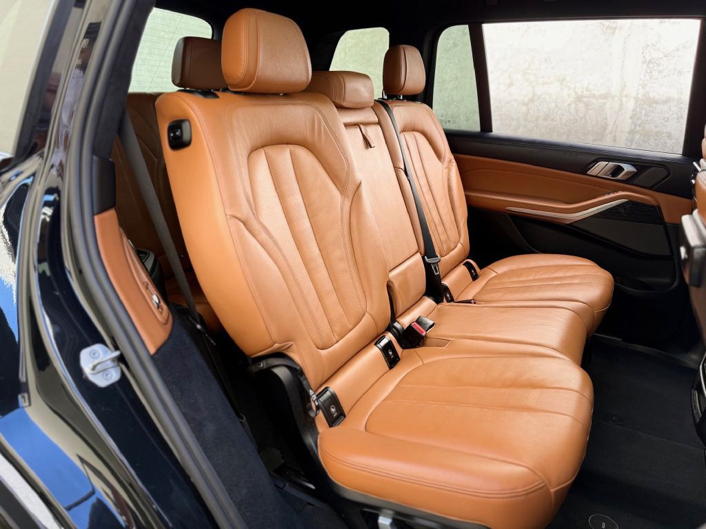 2022 BMW X7 Image 58