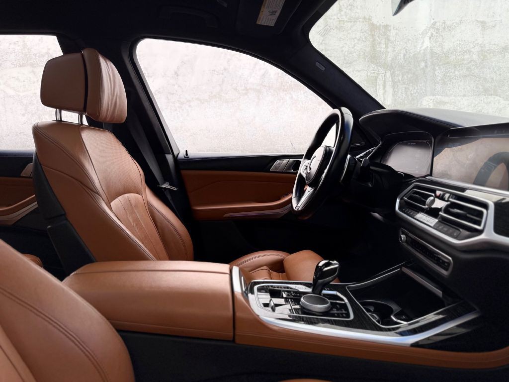 2022 BMW X7 Image 62
