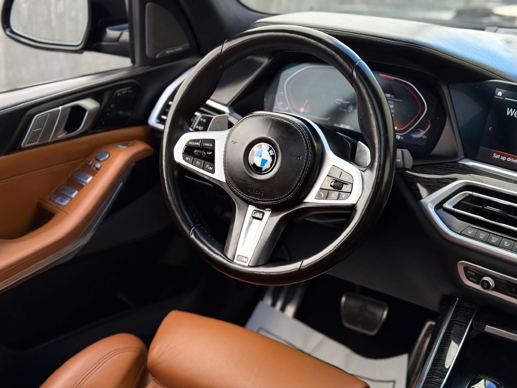 2022 BMW X7 Image 66