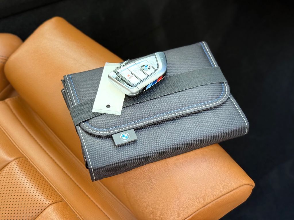 2022 BMW X7 Image 68