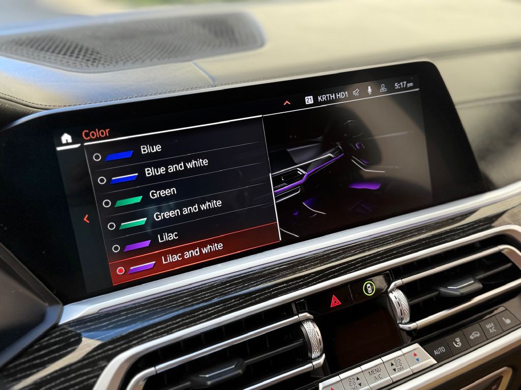 2022 BMW X7 Image 74