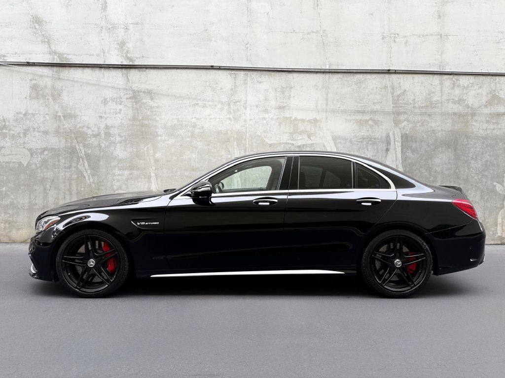 2016 Mercedes-Benz C-Class Image 5