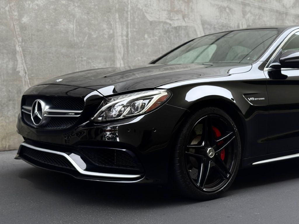 2016 Mercedes-Benz C-Class Image 13