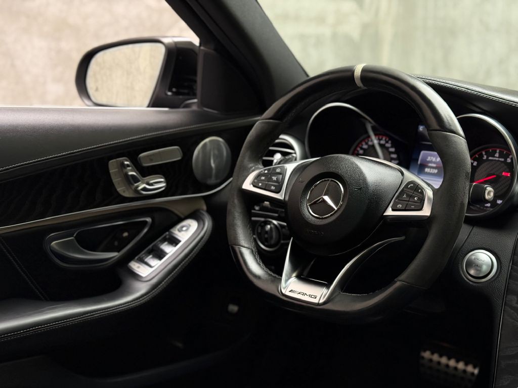 2016 Mercedes-Benz C-Class Image 41