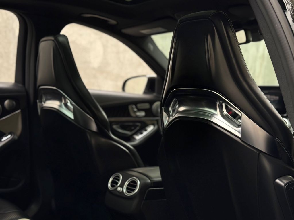 2016 Mercedes-Benz C-Class Image 45