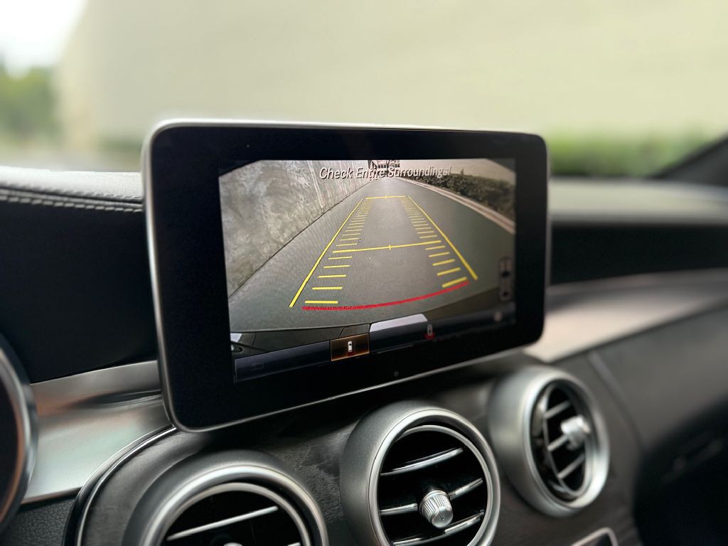 2016 Mercedes-Benz C-Class Image 47