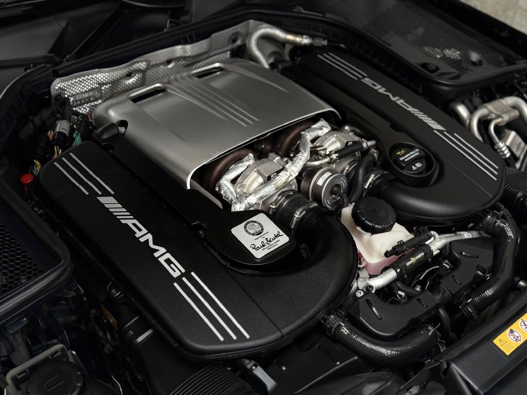 2016 Mercedes-Benz C-Class Image 49