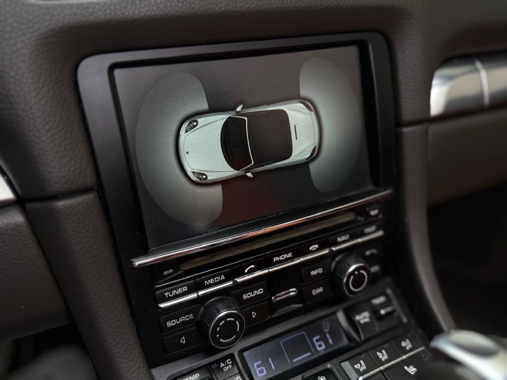 2014 Porsche Boxster Image 35