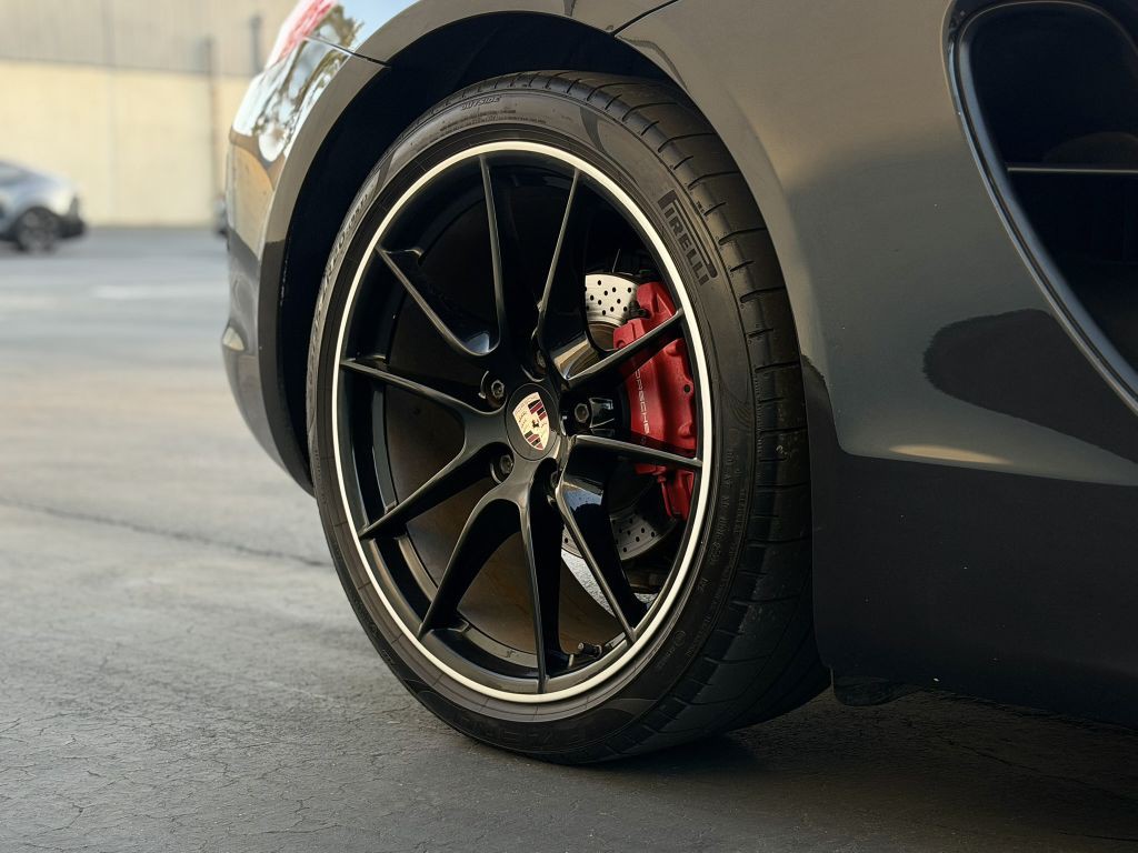 2014 Porsche Boxster Image 12