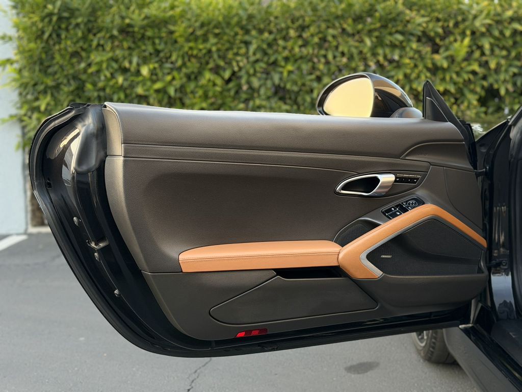2014 Porsche Boxster Image 14