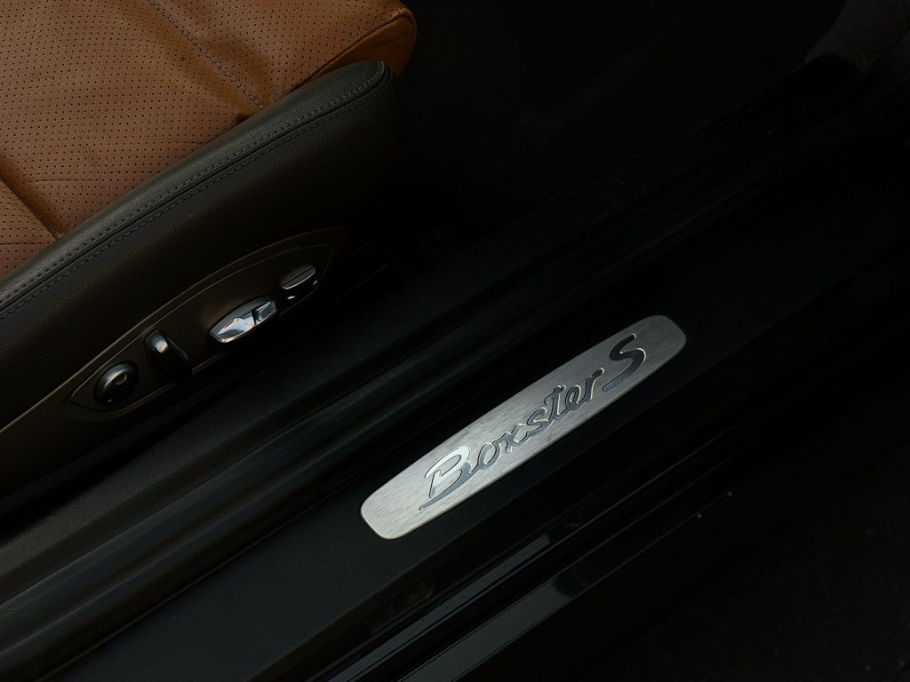 2014 Porsche Boxster Image 19