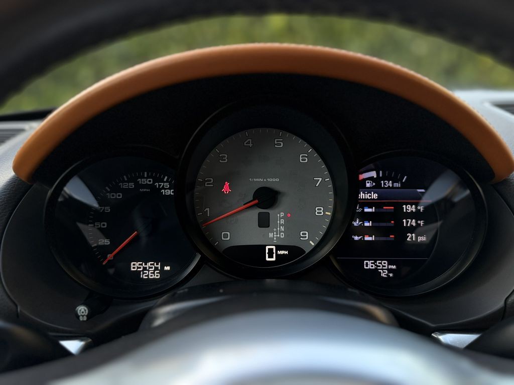 2014 Porsche Boxster Image 21
