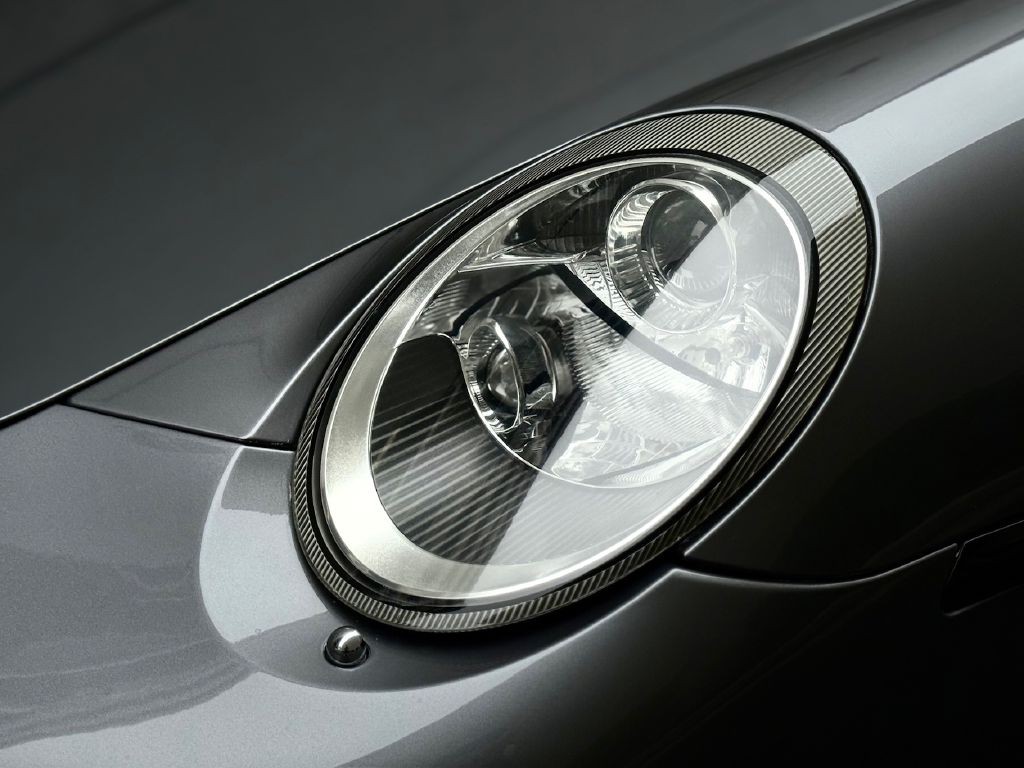 2005 Porsche 911 Image 15