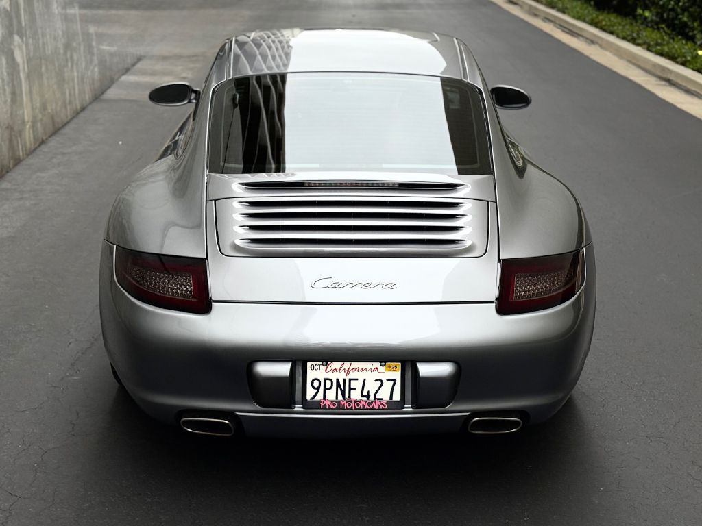 2005 Porsche 911 Image 17