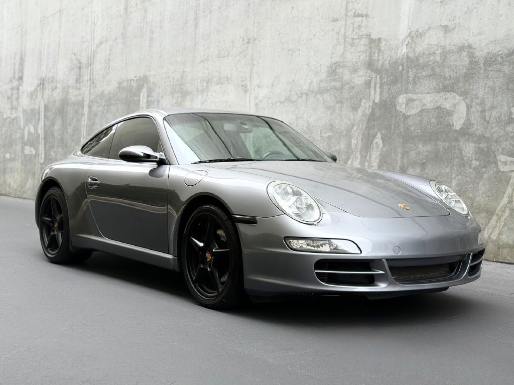 2005 Porsche 911 Image 19