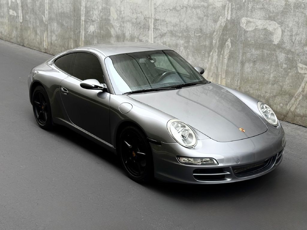2005 Porsche 911 Image 20