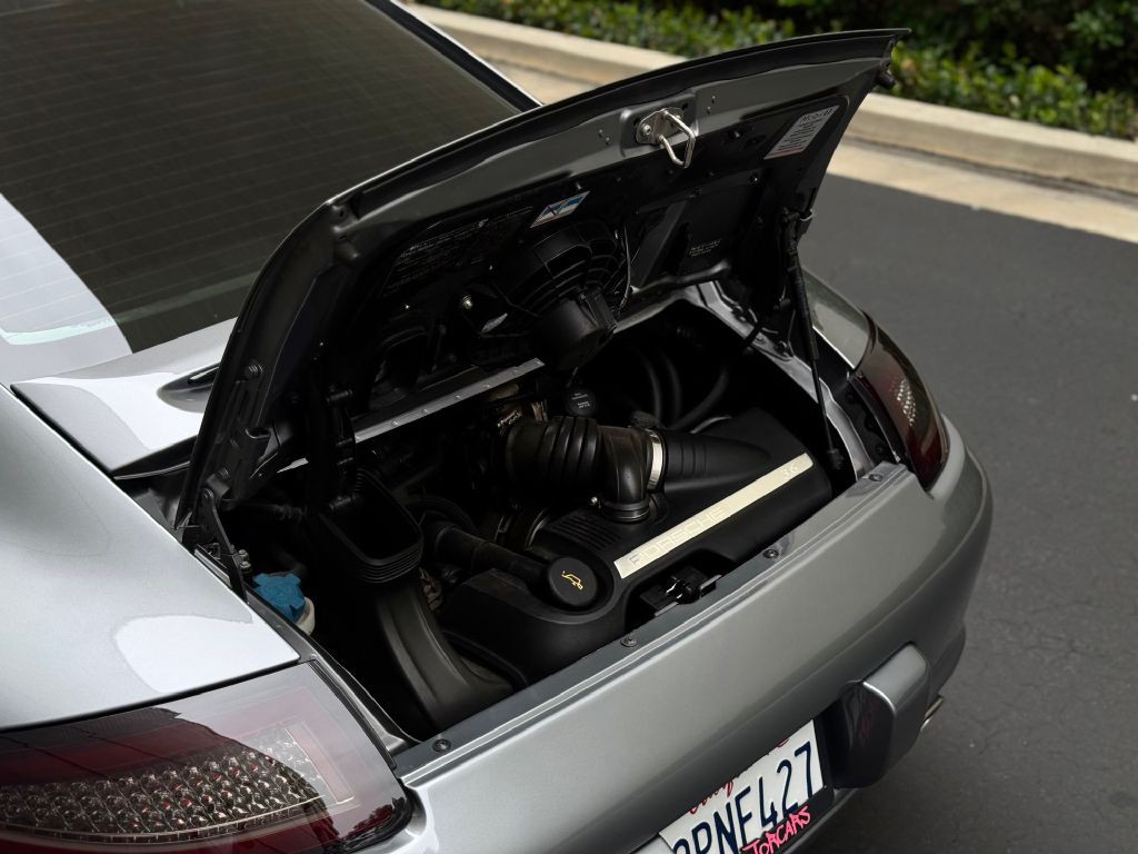 2005 Porsche 911 Image 43