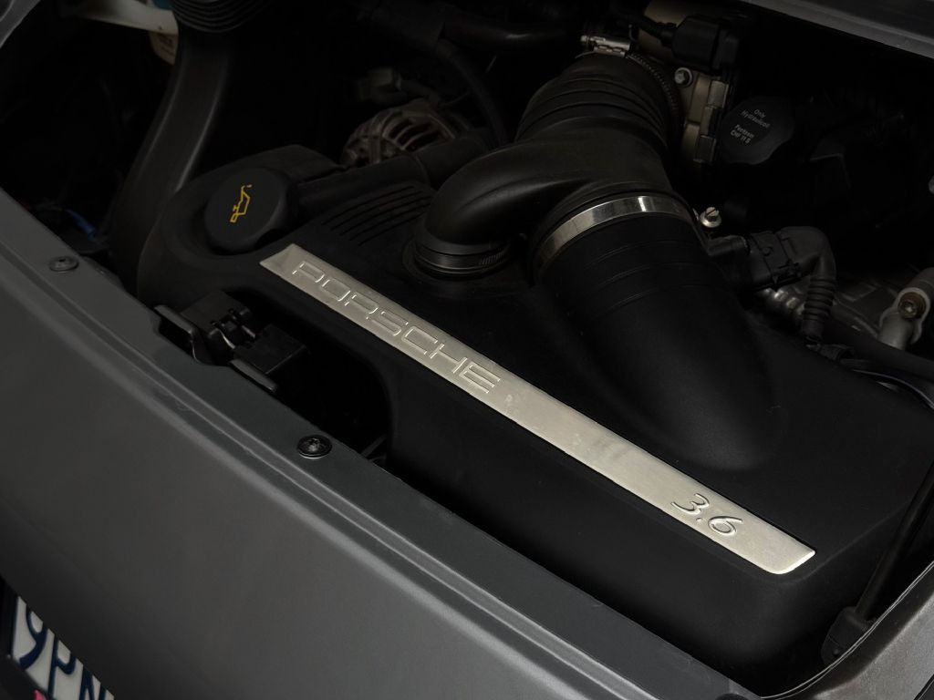 2005 Porsche 911 Image 44