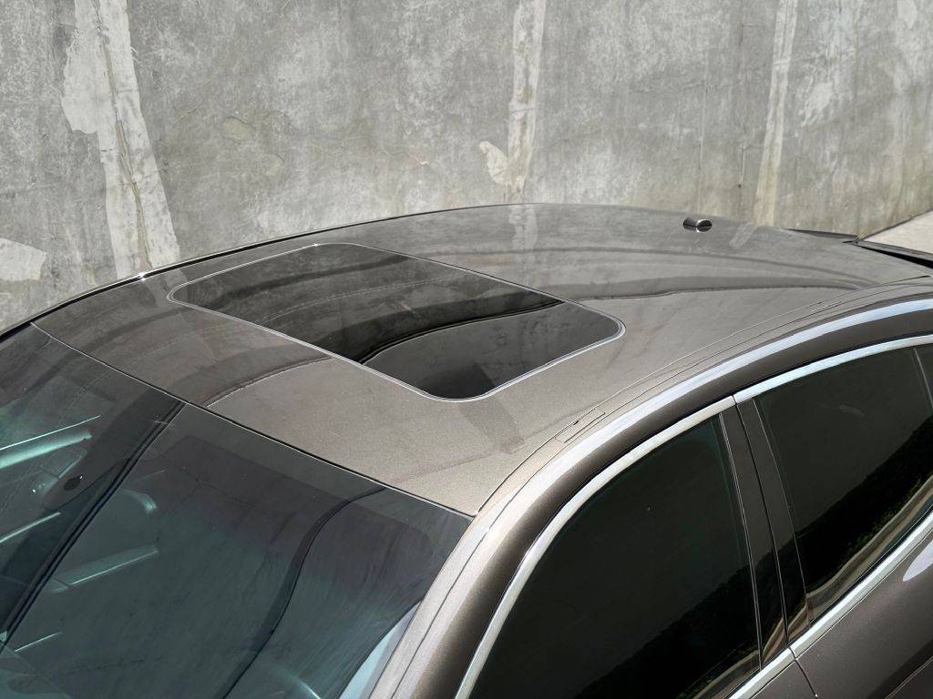 2011 Porsche Panamera Image 11