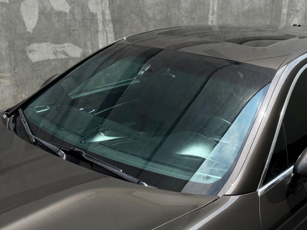 2011 Porsche Panamera Image 12