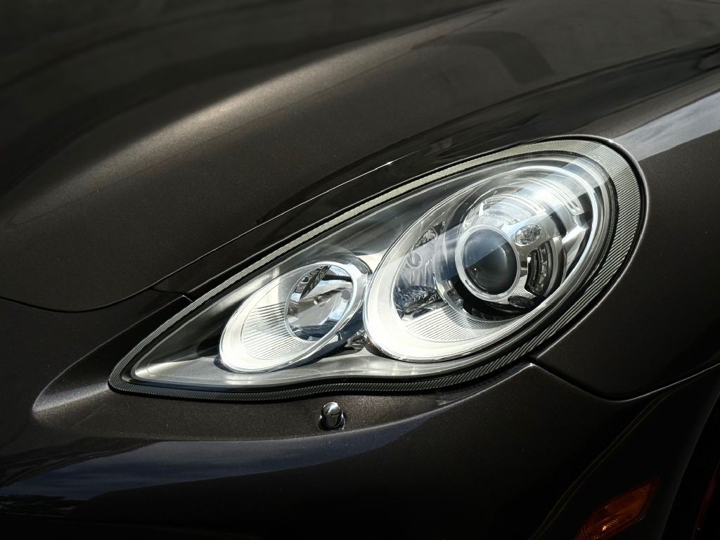 2011 Porsche Panamera Image 13