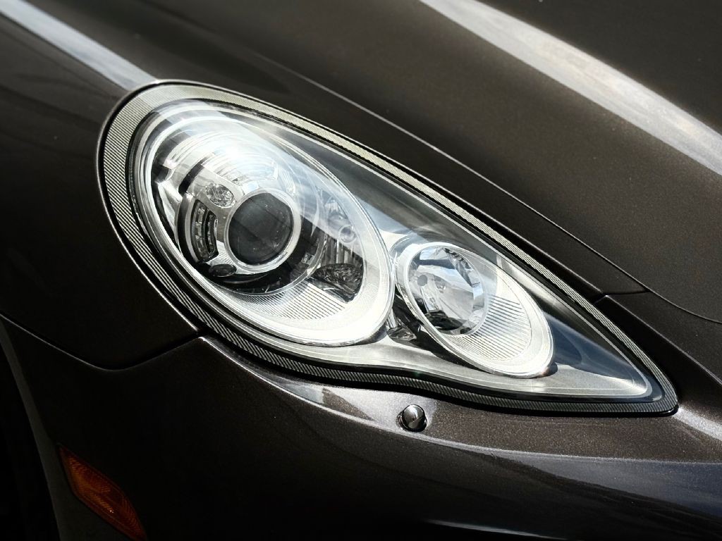2011 Porsche Panamera Image 14