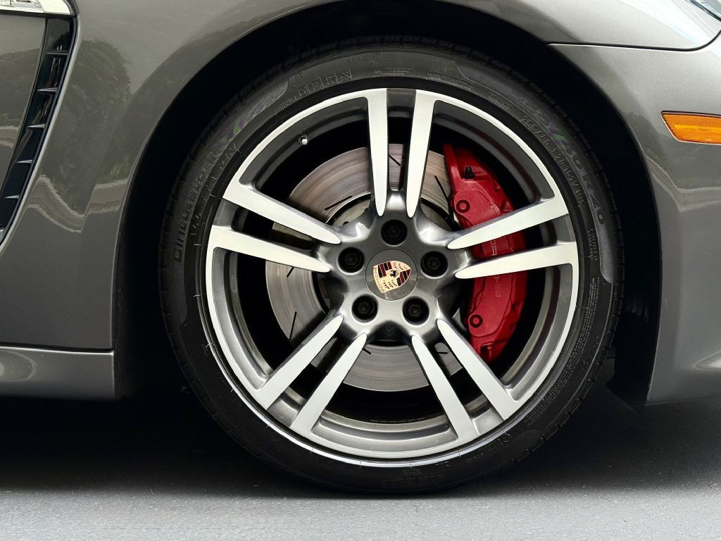2013 Porsche Panamera Image 25