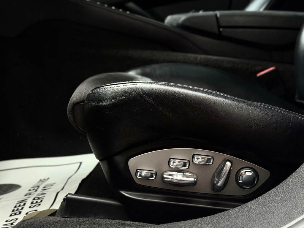 2013 Porsche Panamera Image 30