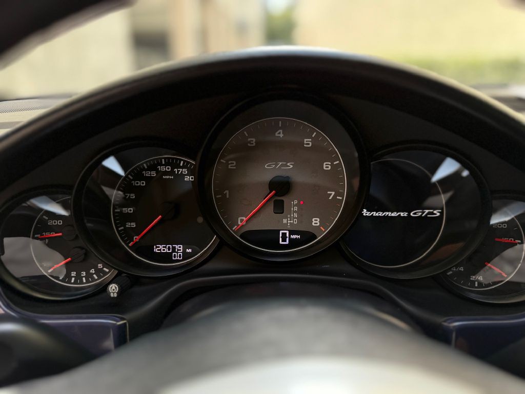 2013 Porsche Panamera Image 54