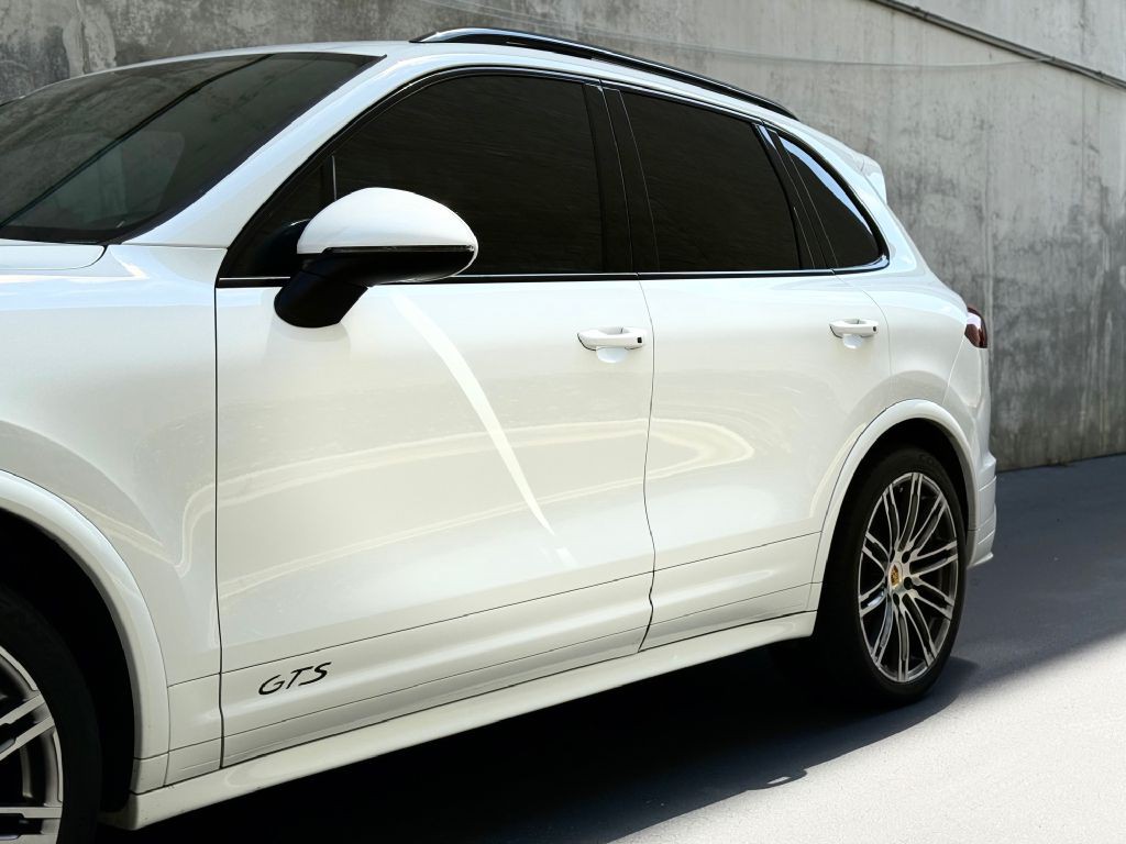 2018 Porsche Cayenne Image 12
