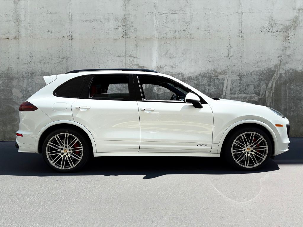 2018 Porsche Cayenne Image 15