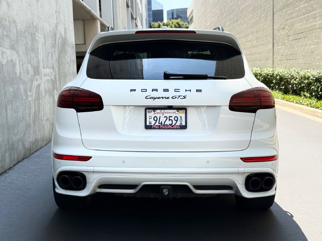 2018 Porsche Cayenne Image 16
