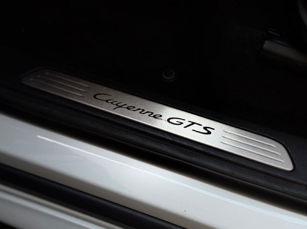 2018 Porsche Cayenne Image 26