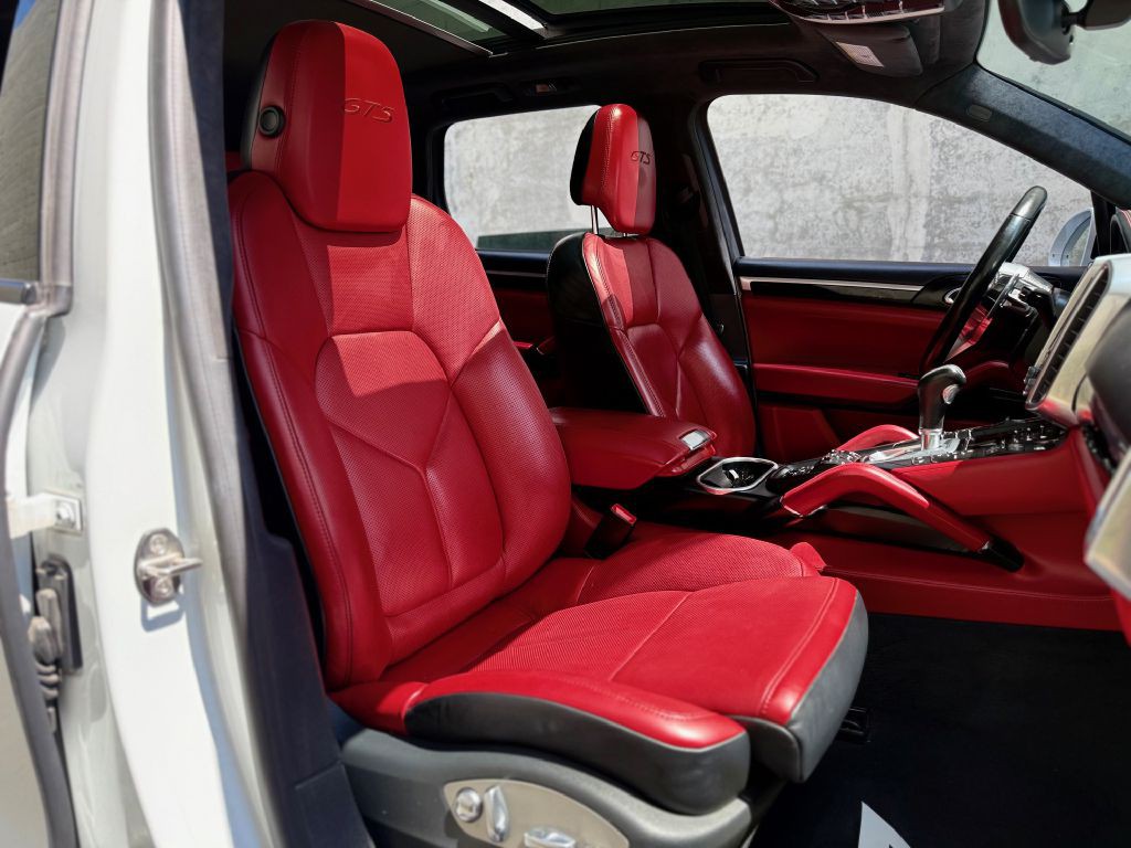 2018 Porsche Cayenne Image 36