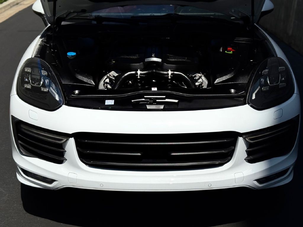 2018 Porsche Cayenne Image 43