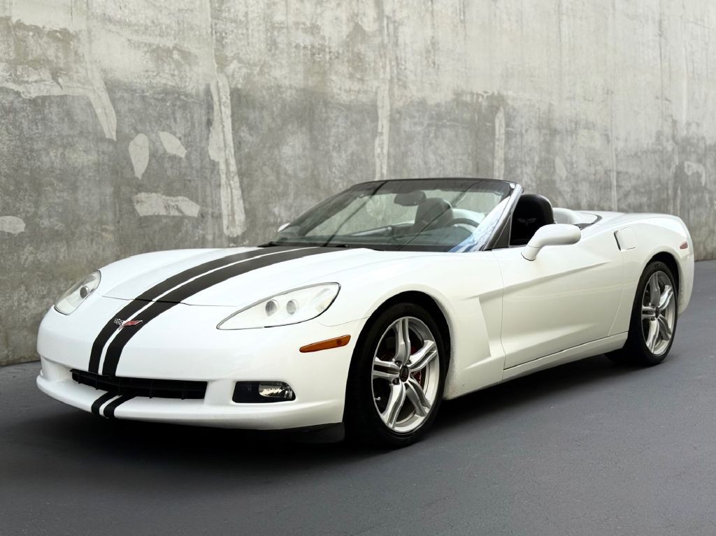 2010 Chevrolet Corvette Image 2