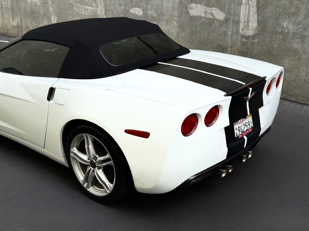 2010 Chevrolet Corvette Image 31