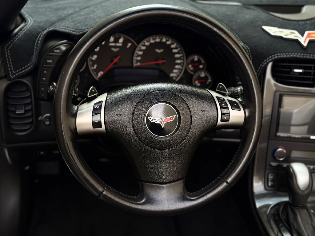 2010 Chevrolet Corvette Image 35