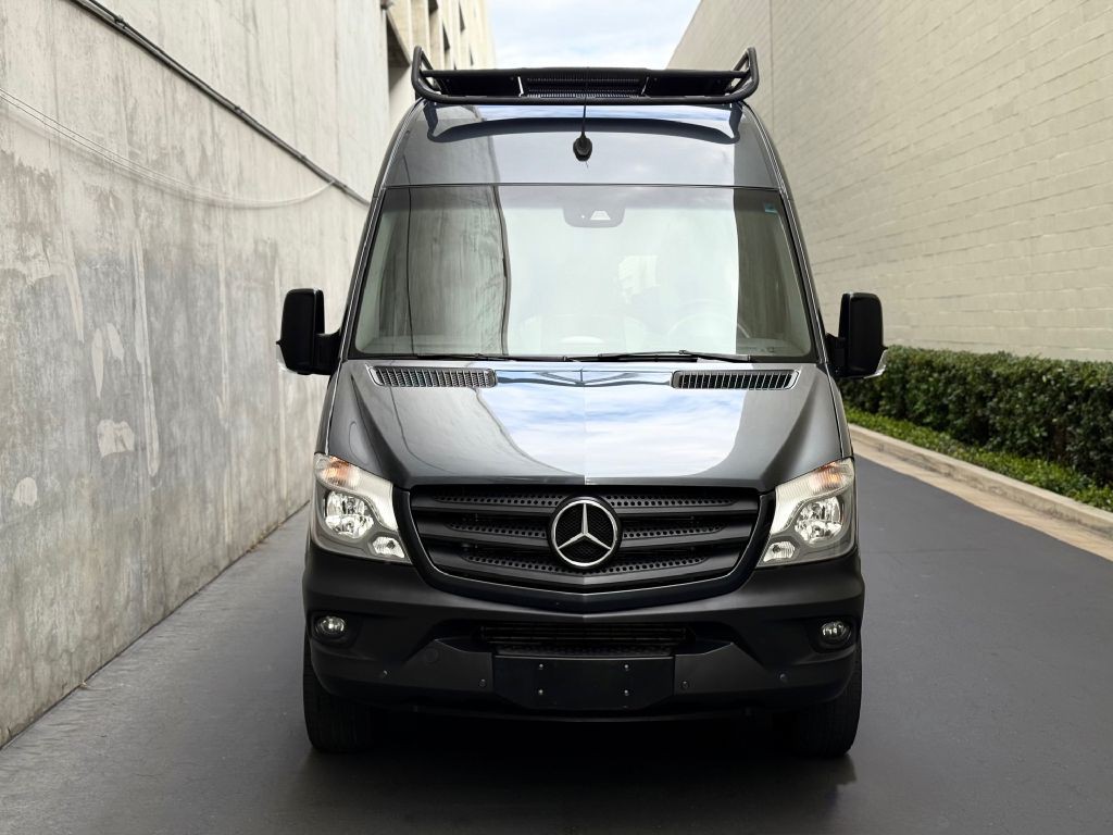 2017 Mercedes-Benz Sprinter Image 2