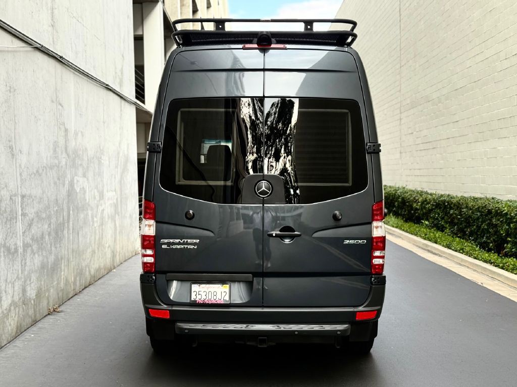2017 Mercedes-Benz Sprinter Image 11