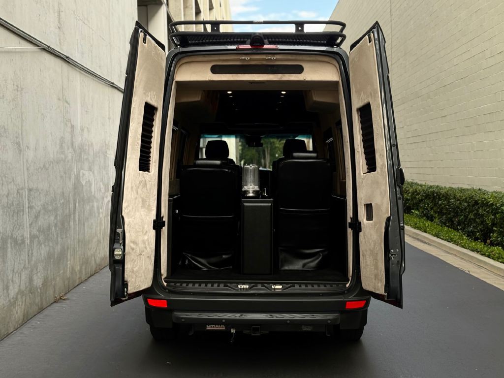 2017 Mercedes-Benz Sprinter Image 18