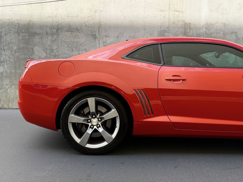 2011 Chevrolet Camaro Image 19