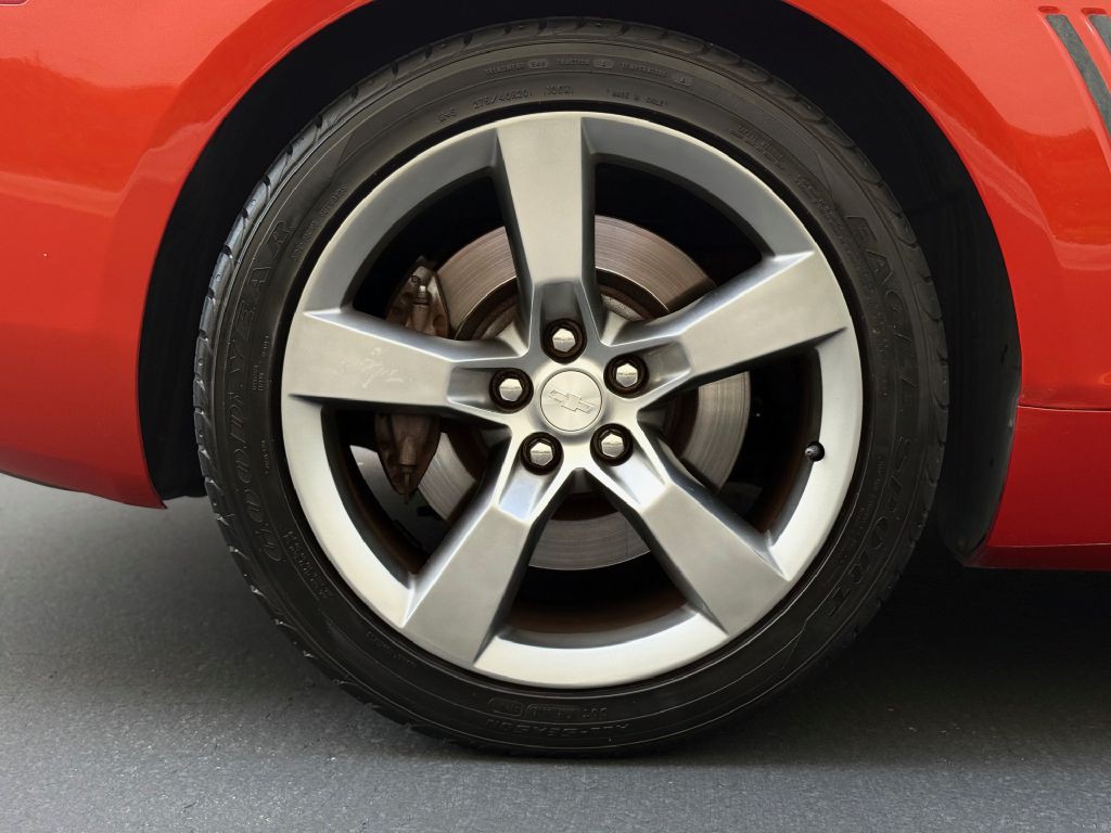 2011 Chevrolet Camaro Image 20
