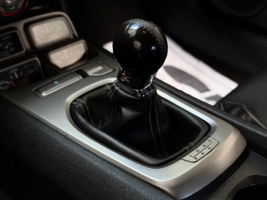 2011 Chevrolet Camaro Image 31