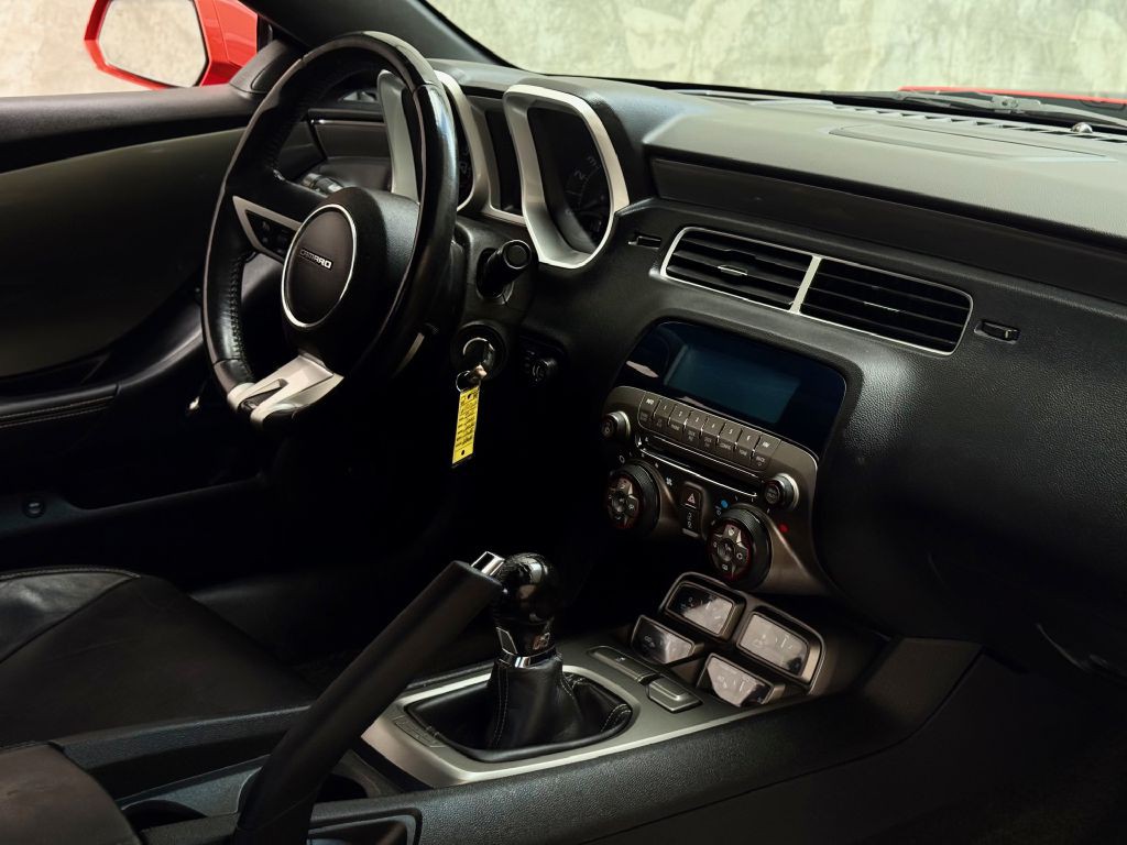 2011 Chevrolet Camaro Image 37